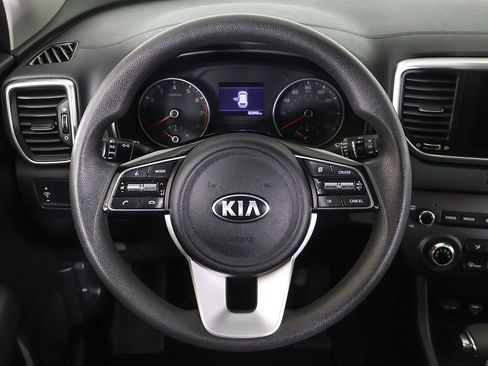 Used 2022 Kia Sportage LX image 32