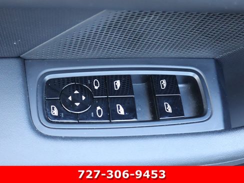 Used 2021 Porsche Taycan 4S AWD/4WD image 15