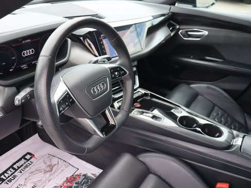 Used 2023 Audi e-tron GT Premium Plus w/ Performance Package AWD/4WD image 9