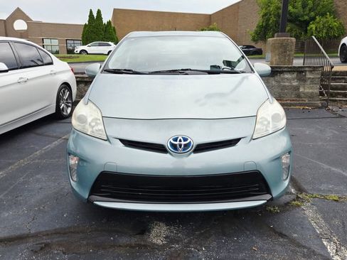 Used 2013 Toyota Prius Three FWD image 2