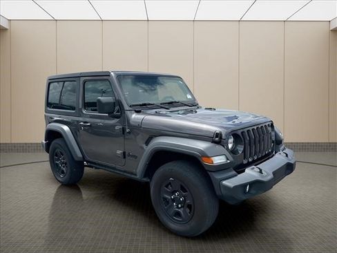 Used 2023 Jeep Wrangler Sport AWD/4WD image 2