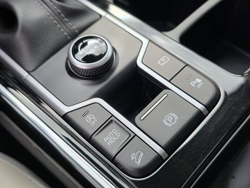 Used 2023 Kia Sorento SX FWD image 37