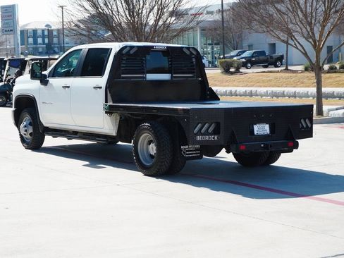 Used 2024 Chevrolet Silverado 3500 W/T image 3