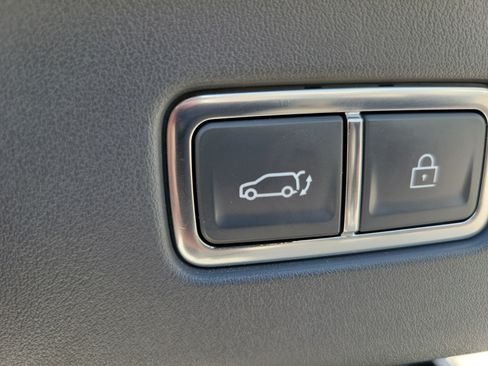 Used 2024 Kia EV9 GT-Line AWD/4WD image 12