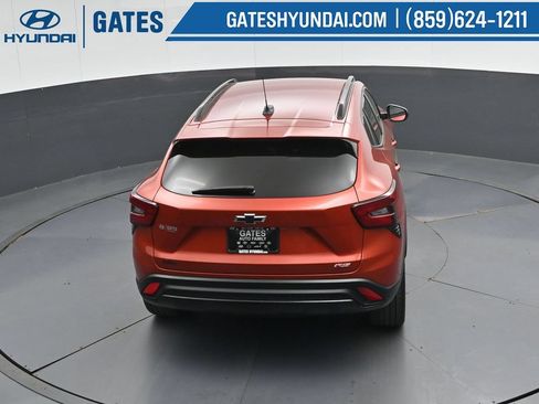 Used 2024 Chevrolet Trax RS w/ Driver Confidence Package FWD image 41