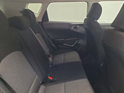 Used 2021 Kia Soul S FWD image 19