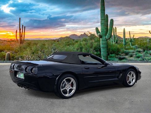 Used 2004 Chevrolet Corvette Convertible w/ Preferred Equipment Group image 3