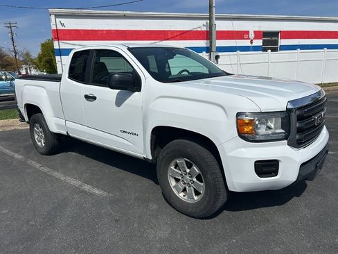 Used 2016 GMC Canyon SL image 1
