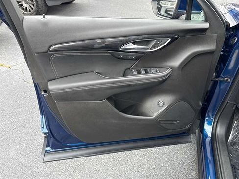 Used 2023 Buick Envision Essence image 12