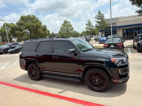 Used 2021 Toyota 4Runner Nightshade AWD/4WD image 4