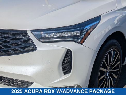 Used 2025 Acura RDX SH-AWD w/ Advance Package image 10