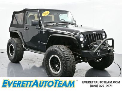 Used 2016 Jeep Wrangler Rubicon w/ Power Convenience Group