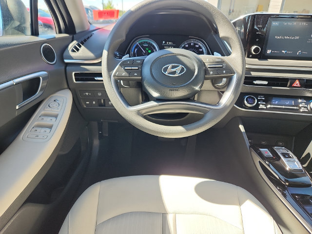 Used 2023 Hyundai Sonata Blue FWD image 9