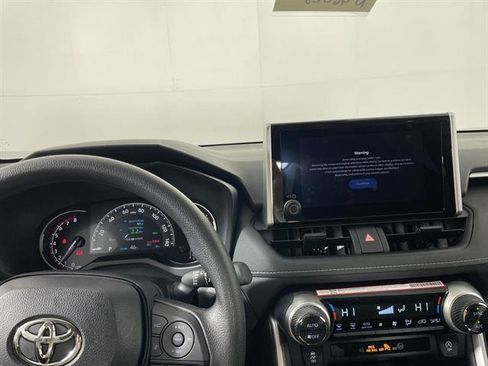 New 2025 Toyota RAV4 XLE image 15
