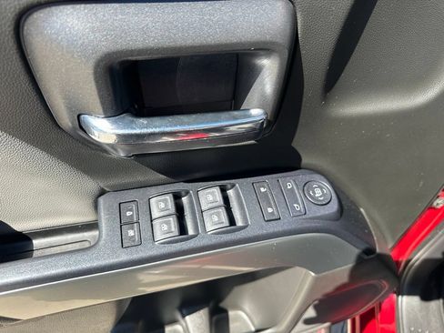 Used 2018 Chevrolet Silverado 1500 LT w/ All Star Edition AWD/4WD image 17