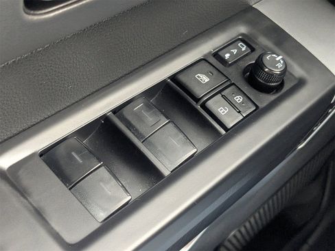 Used 2024 Toyota Sequoia Platinum image 26