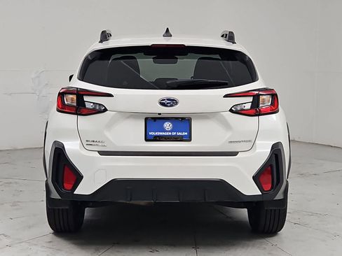 Used 2024 Subaru Crosstrek 2.0i Premium AWD/4WD image 5
