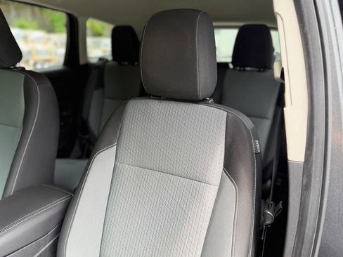 Used 2019 Ford Escape SE AWD/4WD image 8