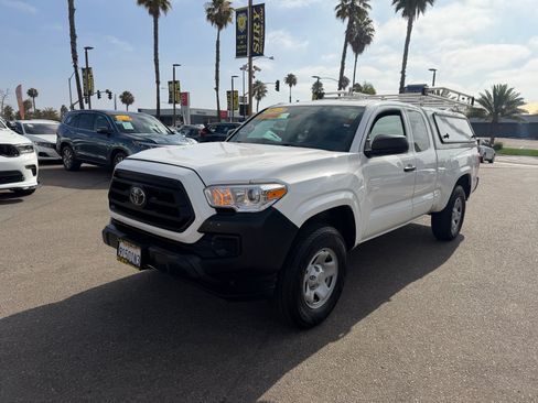 Used 2022 Toyota Tacoma SR RWD image 7