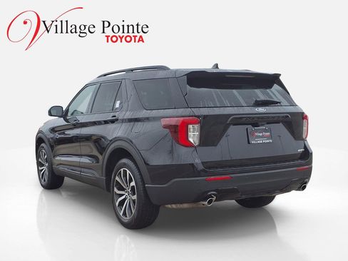 Used 2023 Ford Explorer ST-Line image 4