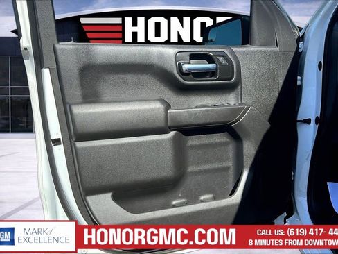 Used 2022 Chevrolet Silverado 1500 Custom RWD image 21