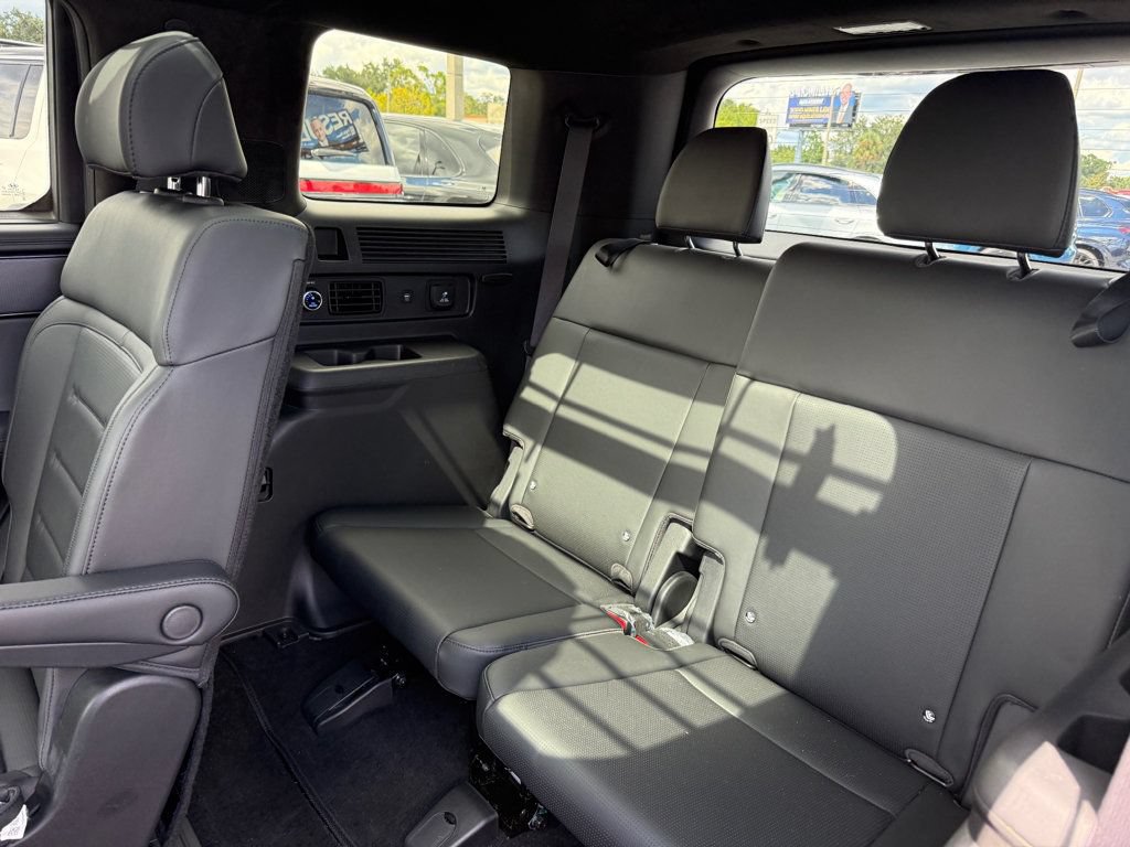 Used 2025 Hyundai Santa Fe Calligraphy FWD image 31
