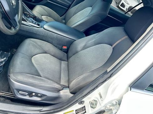 Used 2019 Toyota Camry LE FWD image 16