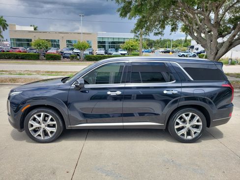 Used 2022 Hyundai Palisade SEL w/ 8P Bench Seat Package FWD image 7