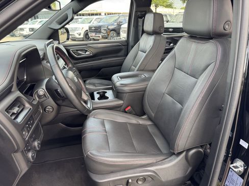 Used 2024 Chevrolet Tahoe RST w/ Luxury Package AWD/4WD image 28