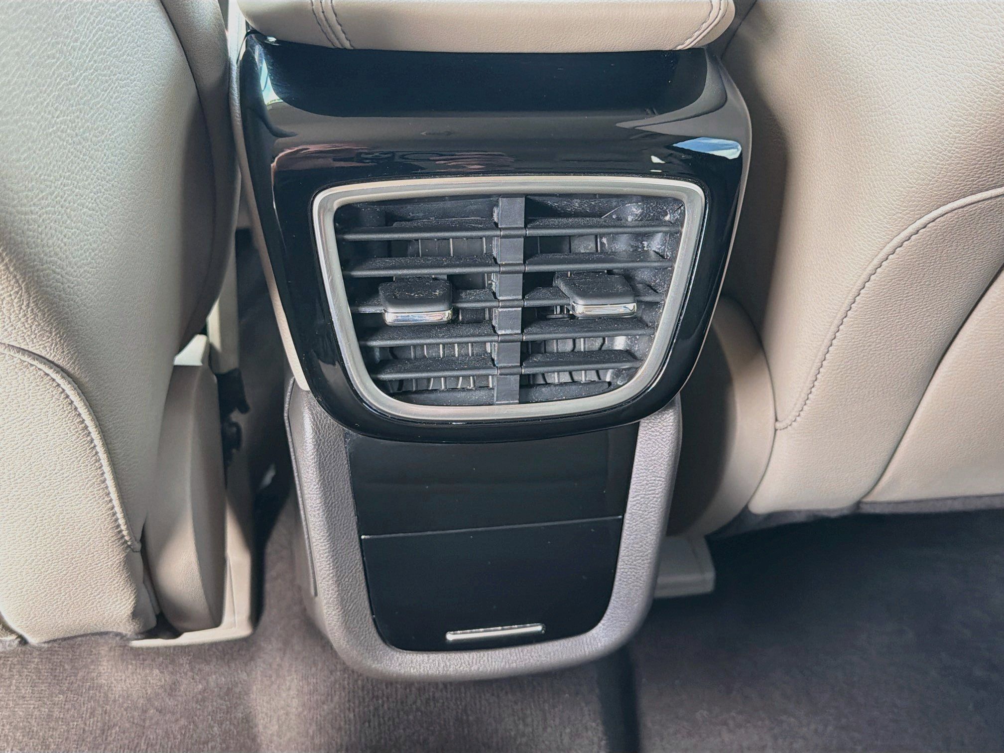 Used 2023 Lincoln Nautilus FWD w/ Premium Package image 25