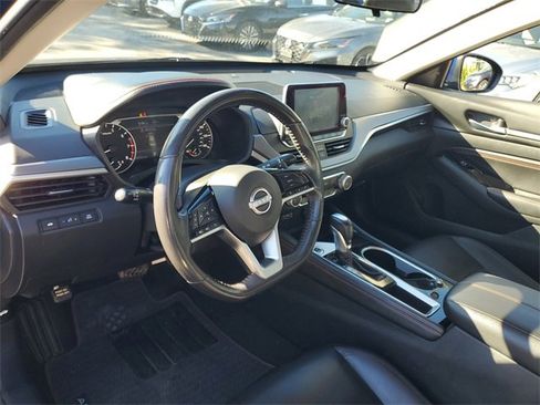 Used 2023 Nissan Altima 2.5 SR image 10