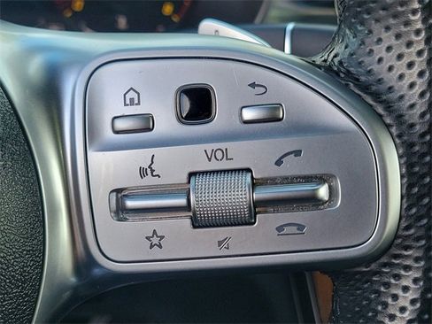 Used 2020 Mercedes-Benz C 300 Sedan image 9