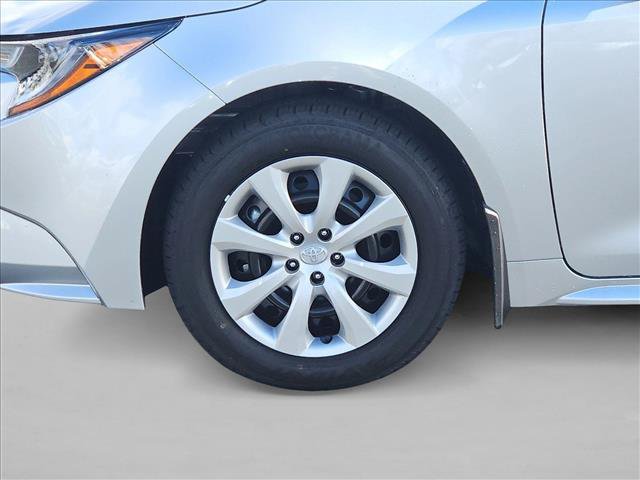New 2027 Toyota Corolla LE FWD image 10