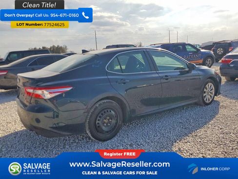 Used 2019 Toyota Camry LE image 4
