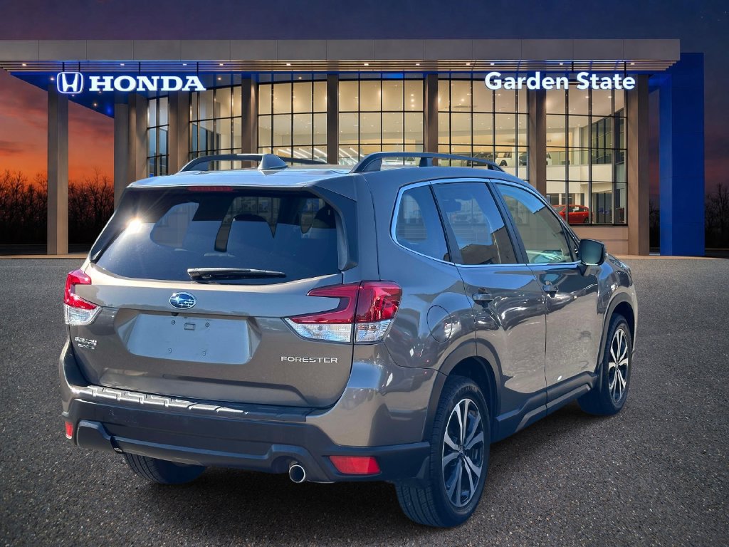 Used 2019 Subaru Forester Limited AWD/4WD image 3