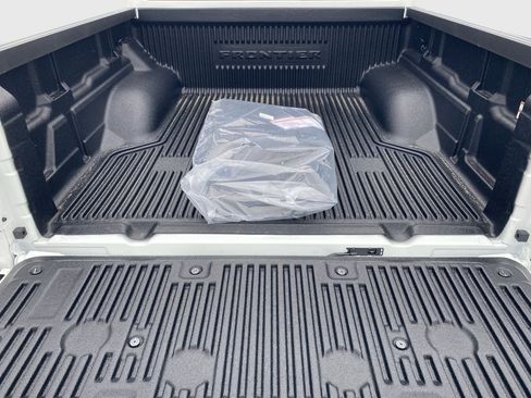 New 2026 Nissan Frontier SV RWD image 9