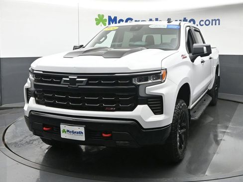 Used 2024 Chevrolet Silverado 1500 LT Trail Boss w/ LT Trail Boss Premium Package AWD/4WD image 21