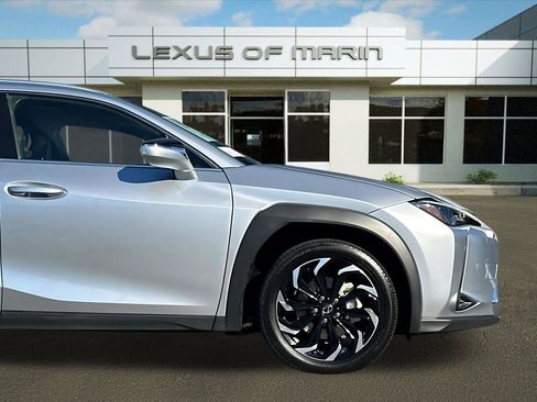 Certified 2025 Lexus UX 300h FWD image 35