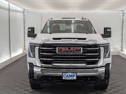 Used 2024 GMC Sierra 3500 SLE w/ SLE Value Package image 9