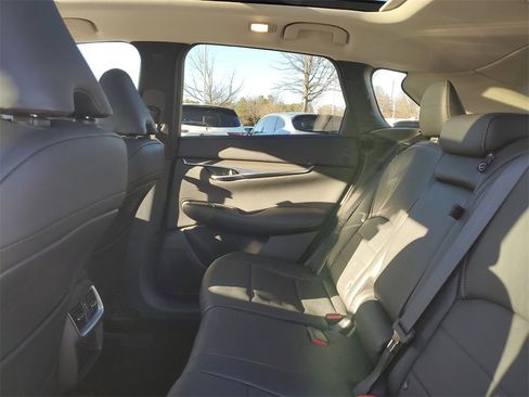 Used 2025 INFINITI QX50 Luxe image 14