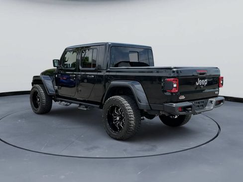 Used 2020 Jeep Gladiator Overland AWD/4WD image 6