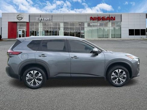 Used 2023 Nissan Rogue SV w/ SV Premium B Package FWD image 8