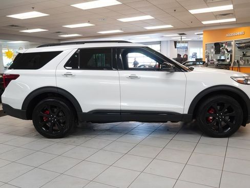 Used 2024 Ford Explorer ST w/ Equipment Group 401A AWD/4WD image 15