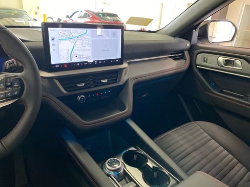 New 2026 Ford Explorer ST-Line image 20