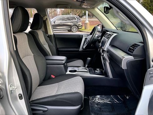 Used 2022 Toyota 4Runner SR5 image 8