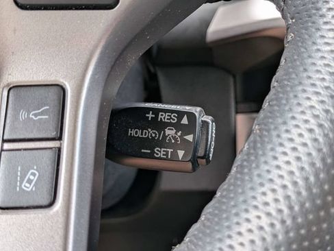 Used 2023 Toyota Tacoma SR5 RWD image 33