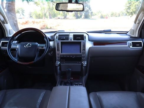 Used 2010 Lexus GX 460 AWD/4WD image 17