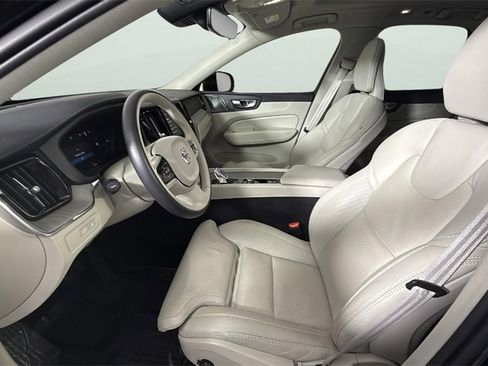 Used 2025 Volvo XC60 T8 Ultra w/ Protection Package Premier image 17