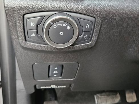 Used 2017 Ford F350 Lariat w/ Lariat Value Package image 29