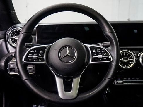 Used 2020 Mercedes-Benz CLA 250 image 15